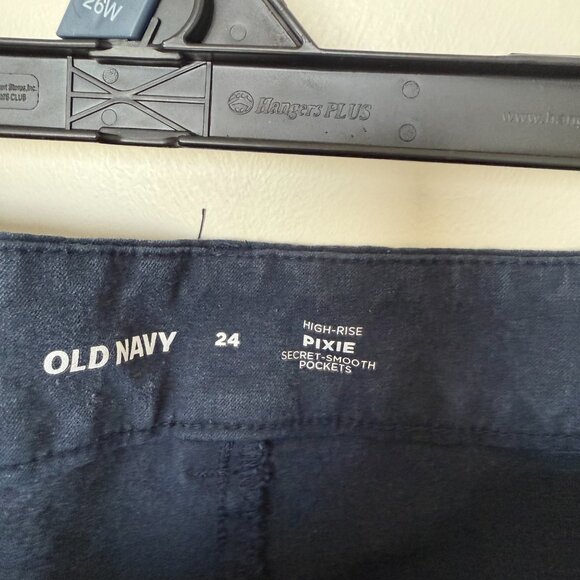 Old Navy High-Rise Pixie Pants – Size 24 – Secret-Smooth Pockets - Picture 2 of 3